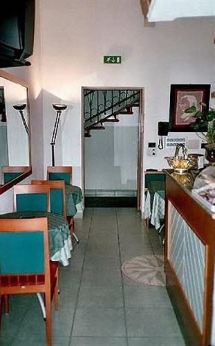 Hotel Paola ミラノ エクステリア 写真